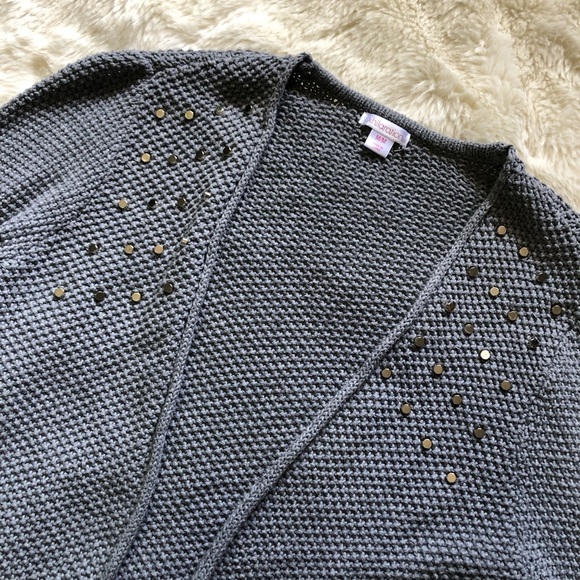 Cardigan - Picture 4 of 8